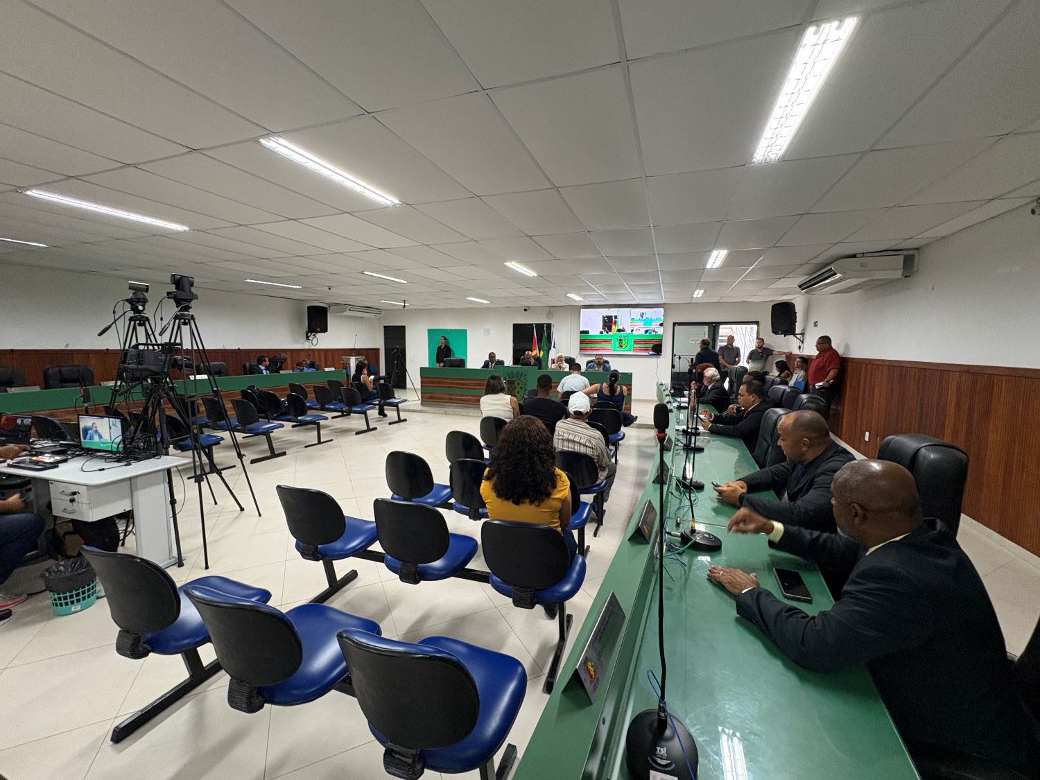 Câmara de Ilhéus altera a composição das comissões de Justiça e de Finanças